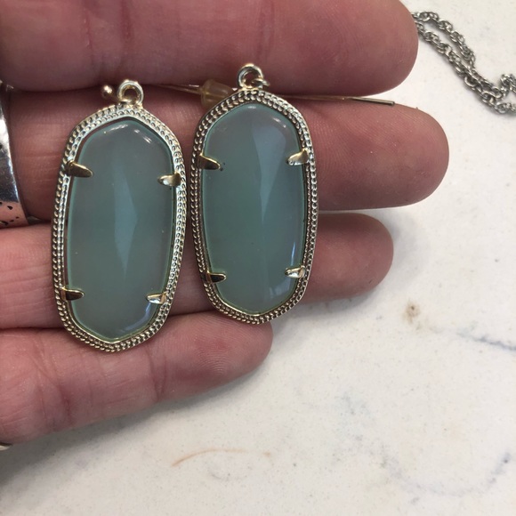 Kendra Scott Earrings - Picture 3 of 3